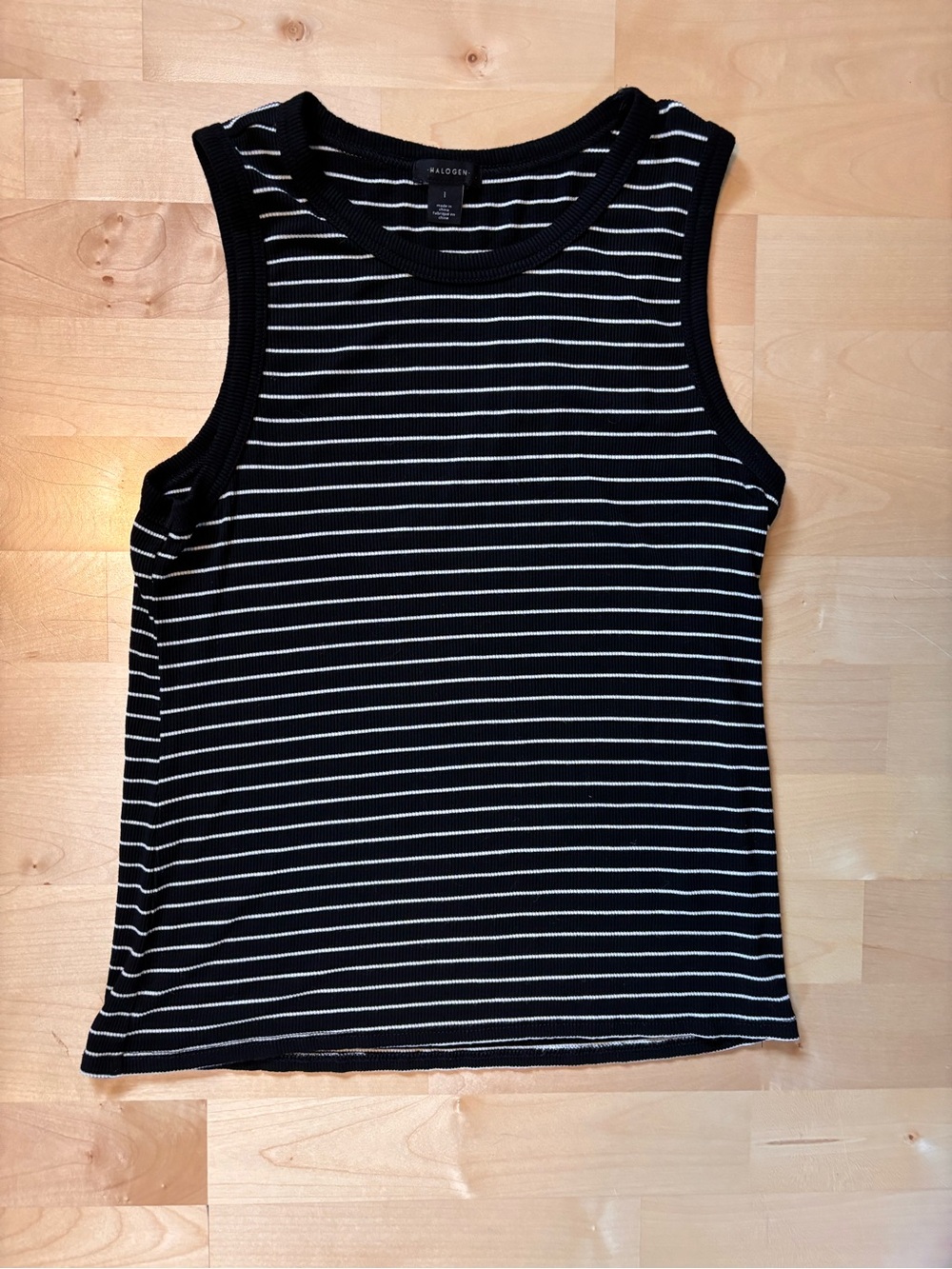 (3) Halogen Fitted Ribbed Tank Tops, Size L